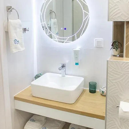 Апартамент Eliya By Rv - Free Garage *